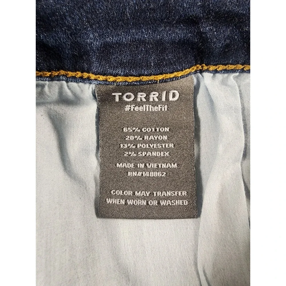 Torrid Super Soft Jegging Dark Wash Triple Button Skinny Jeans 24XT 14873502 - Picture 7 of 9